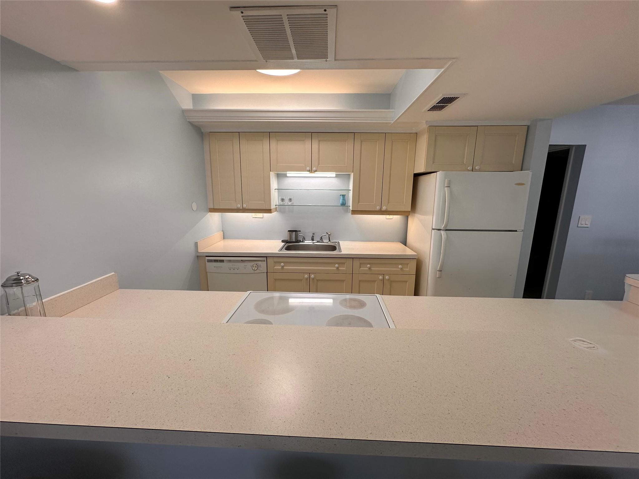 CROWN COLONY CLUB CONDO - Residential