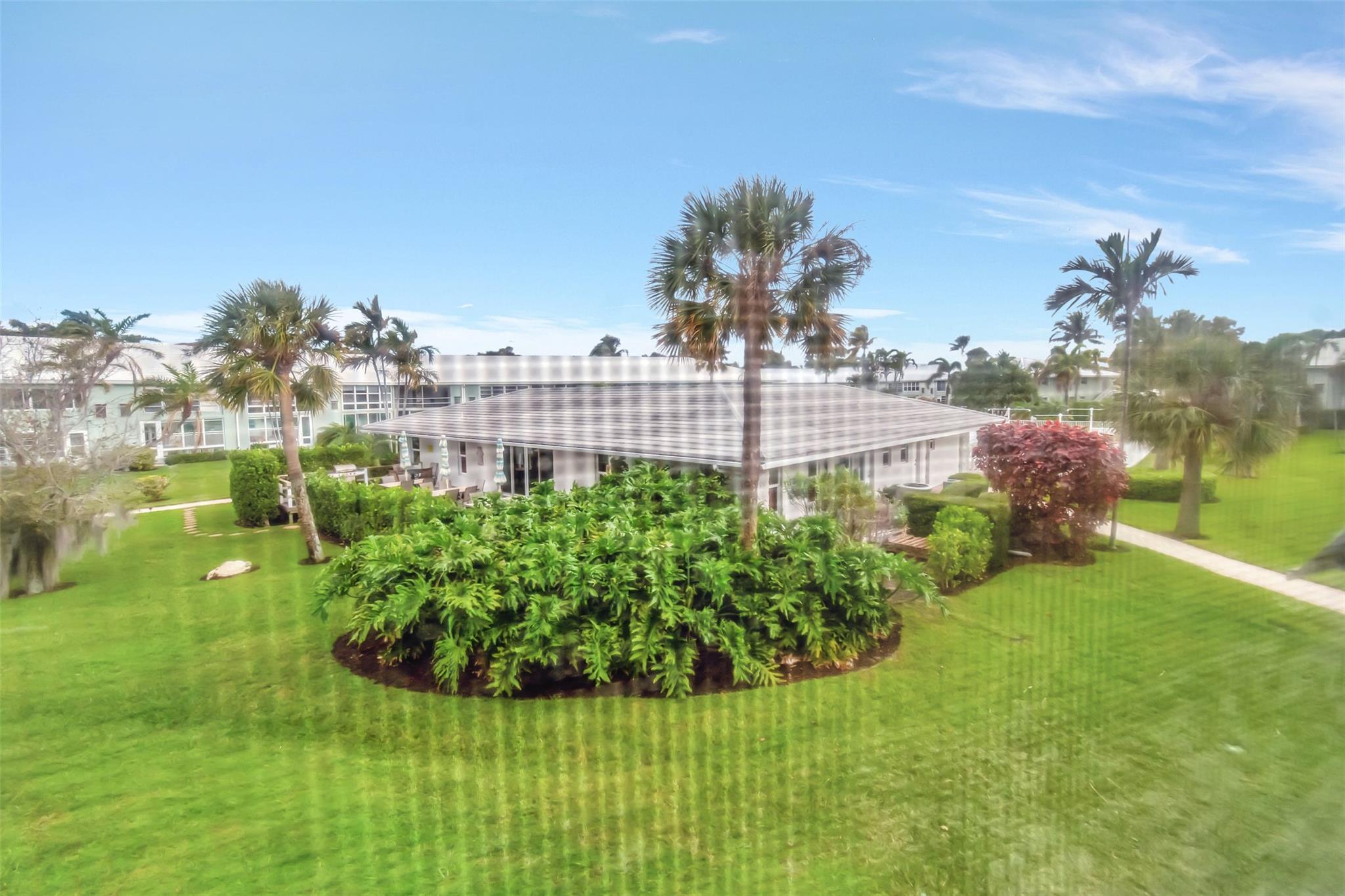 CROWN COLONY CLUB CONDO - Residential