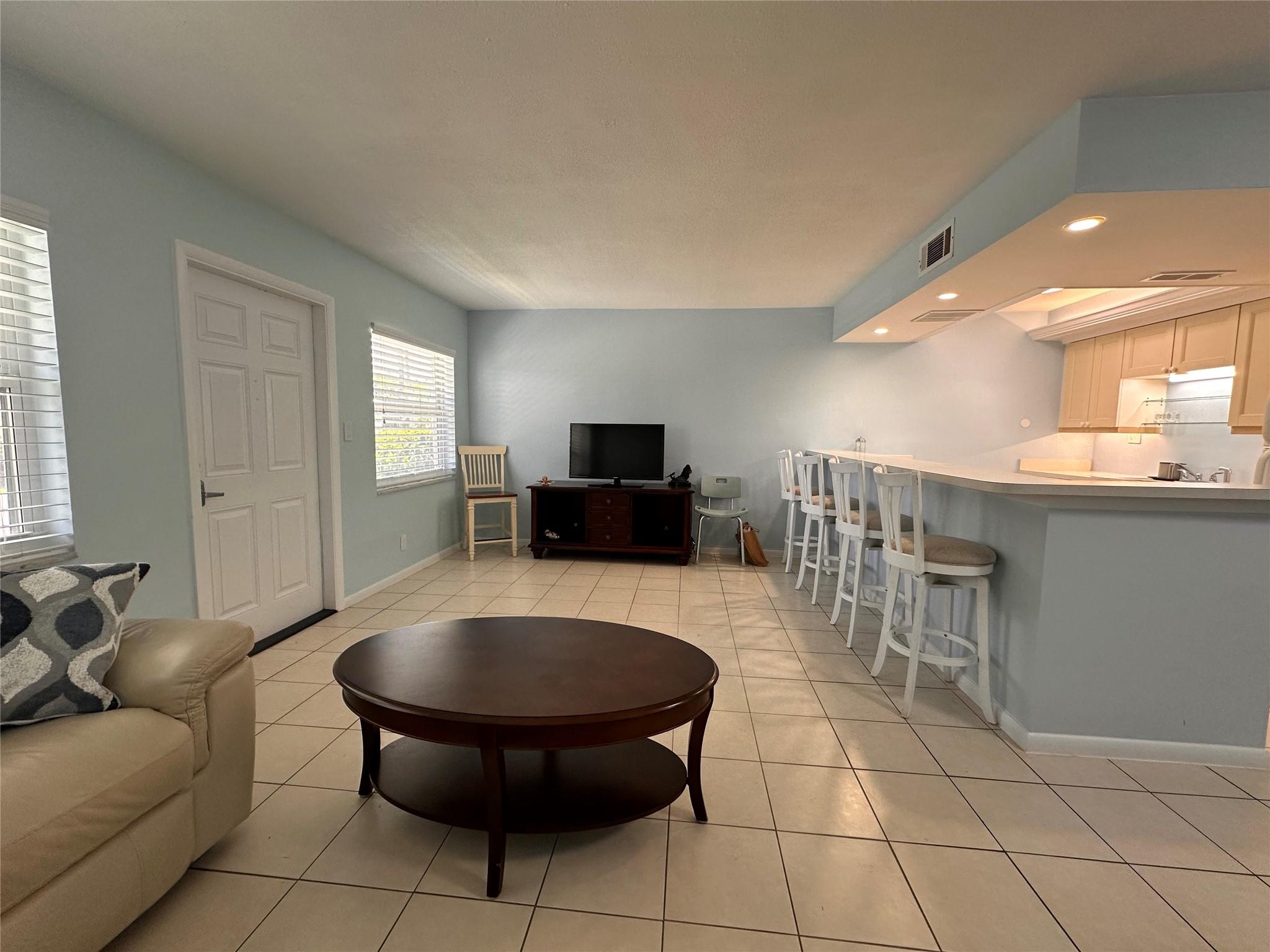 CROWN COLONY CLUB CONDO - Residential