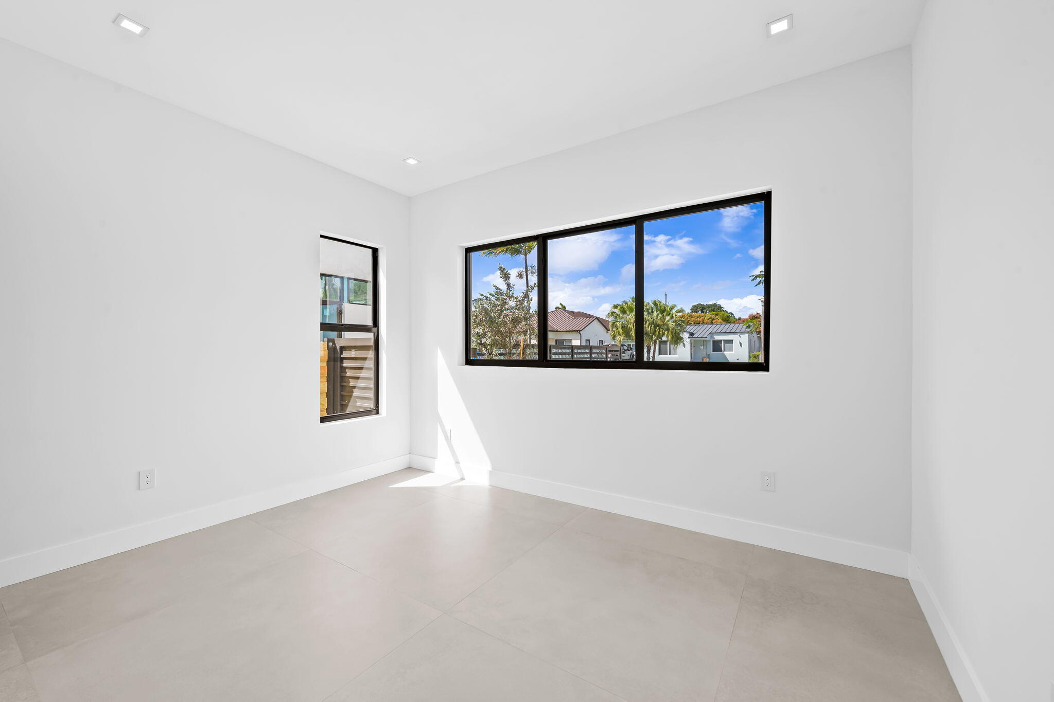 SILVER BLUFF EST-SEC B - Residential