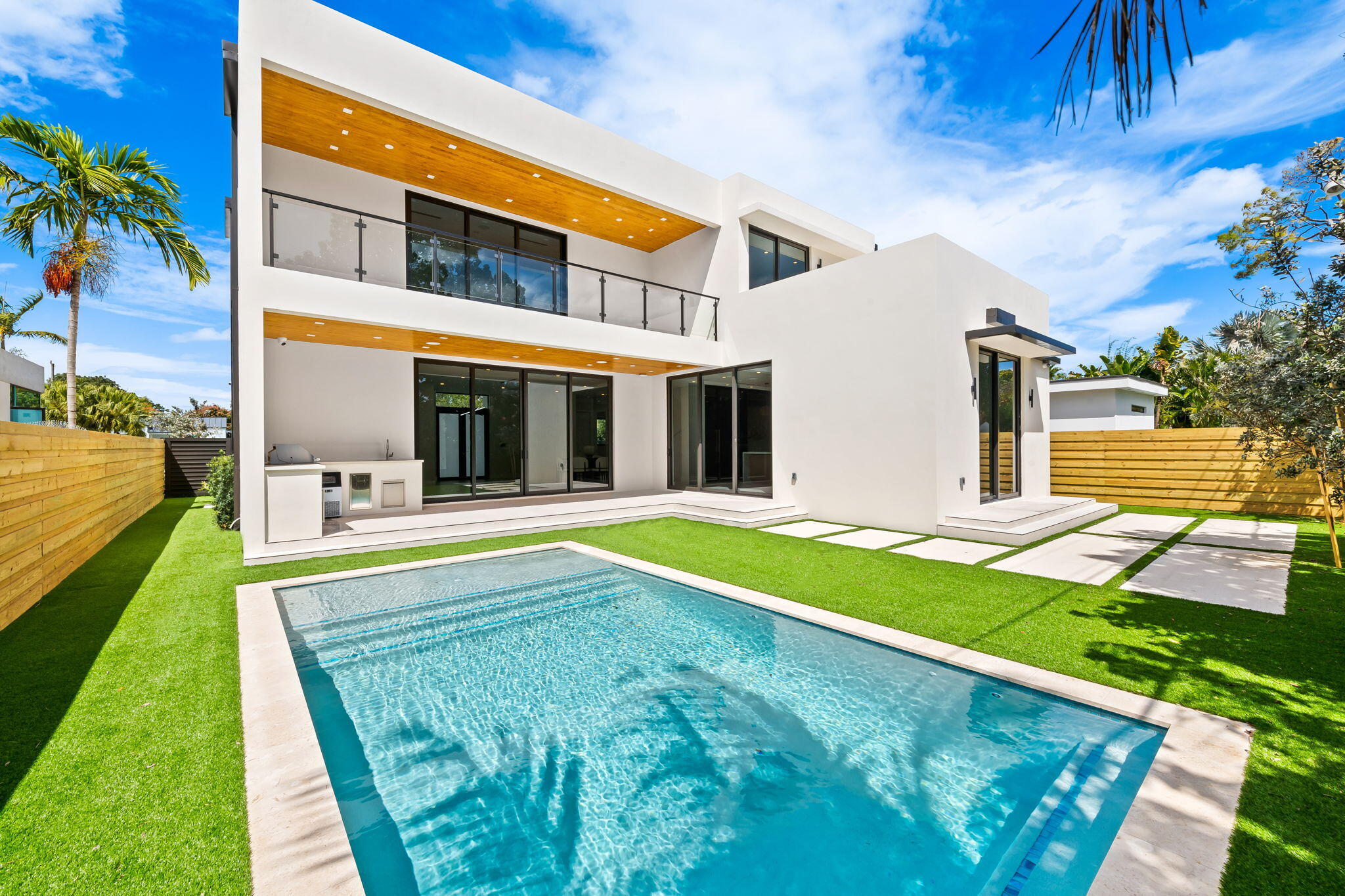 SILVER BLUFF EST-SEC B - Residential