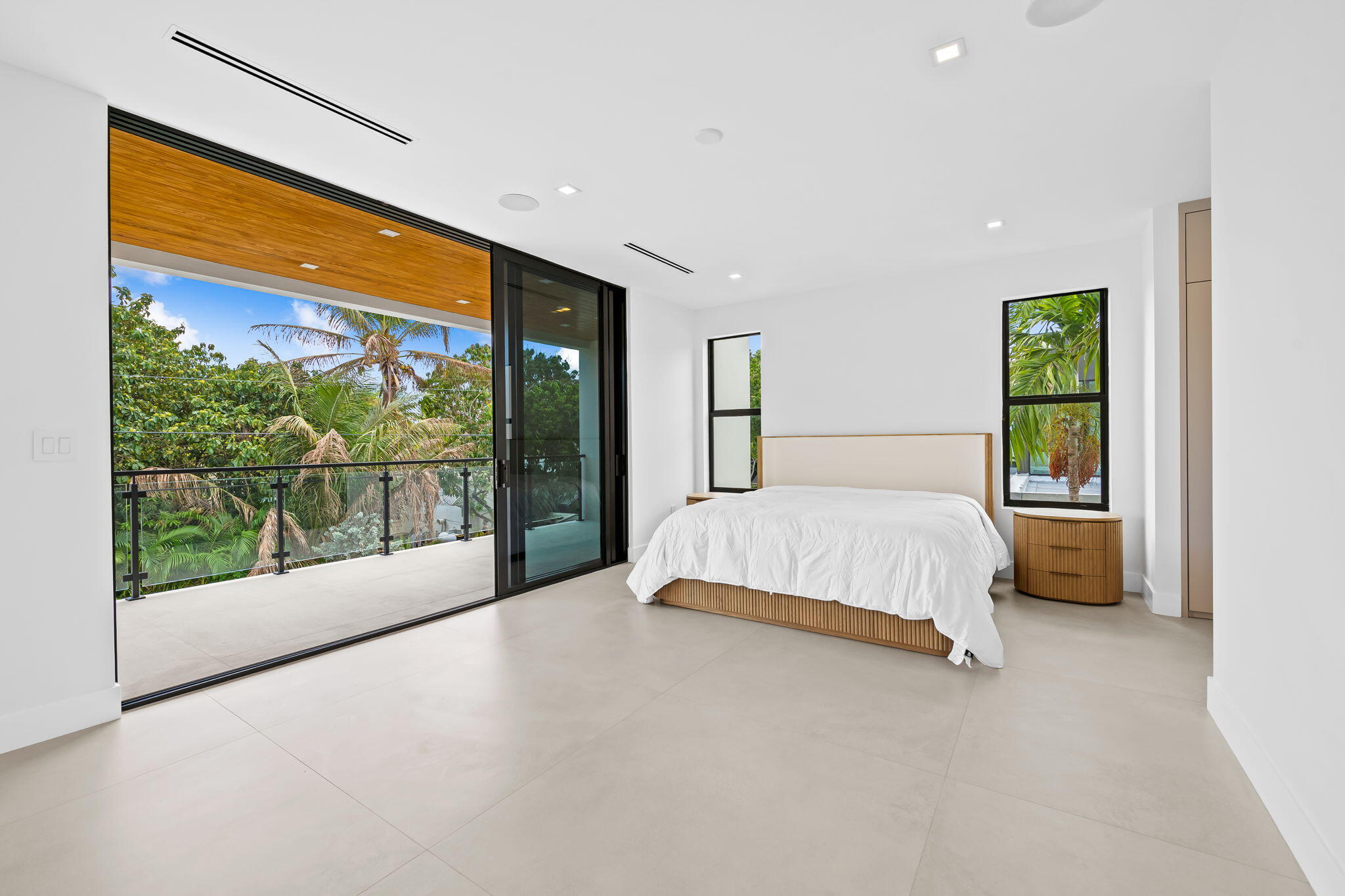 SILVER BLUFF EST-SEC B - Residential