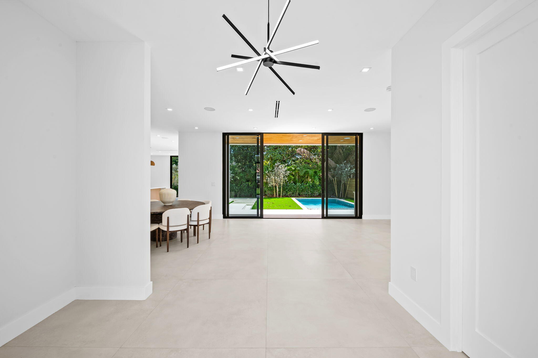 SILVER BLUFF EST-SEC B - Residential