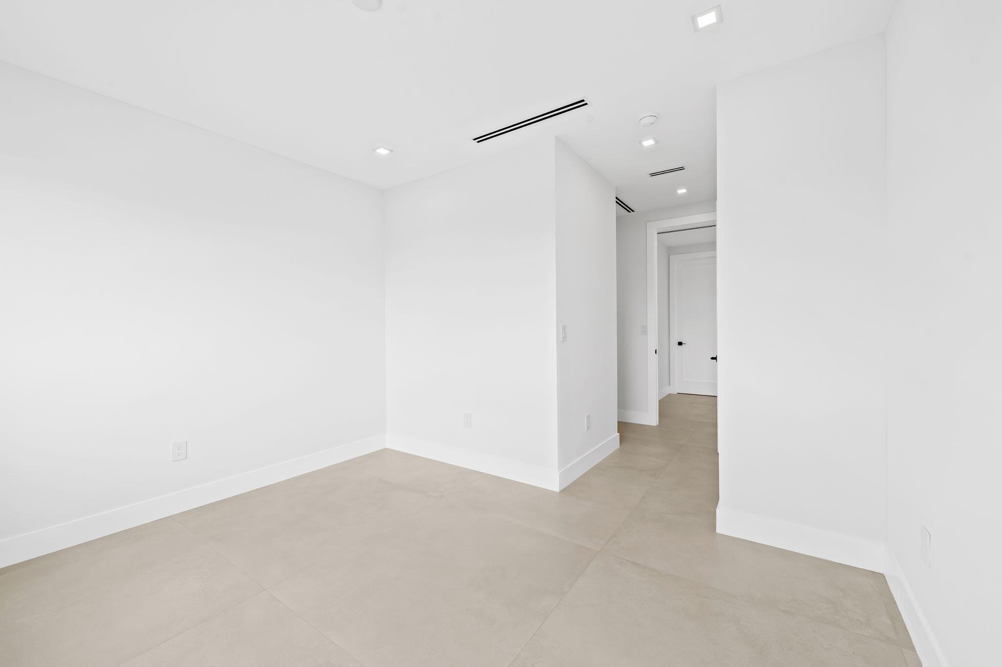 SILVER BLUFF EST-SEC B - Residential