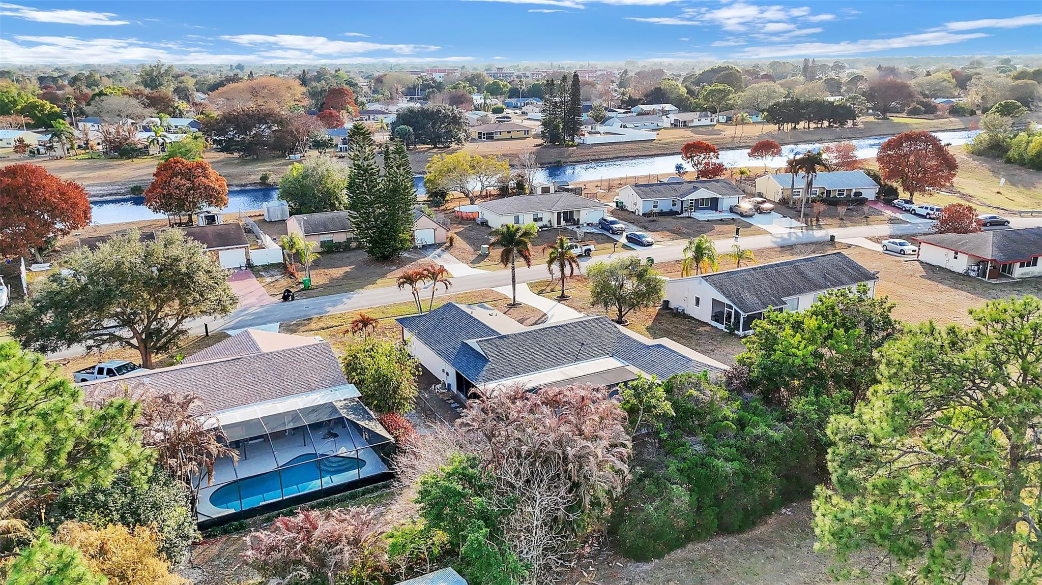 257 SW Cherryhill Road