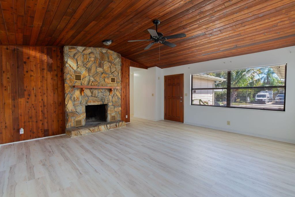 Photo of 6403 SE Lockerby Place, Hobe Sound, FL 33455 (MLS # R11066890)