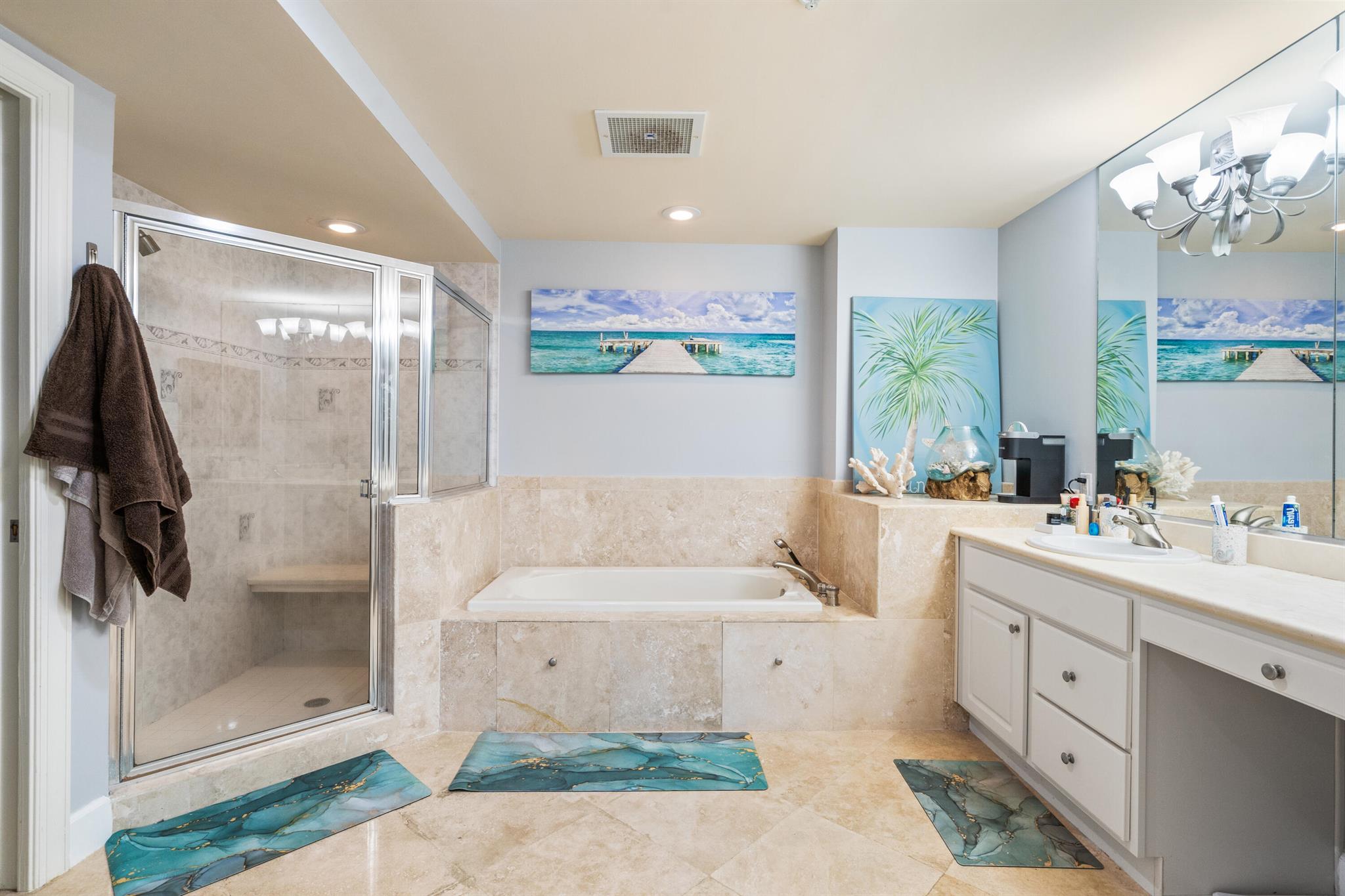 Grand Isle N Hutchinson - Residential