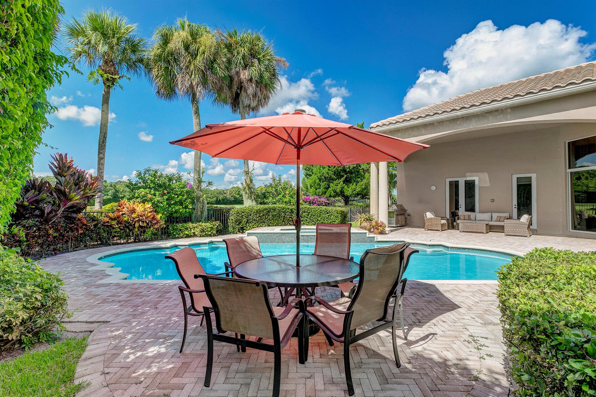 MIRASOL VIA VERDE - Residential