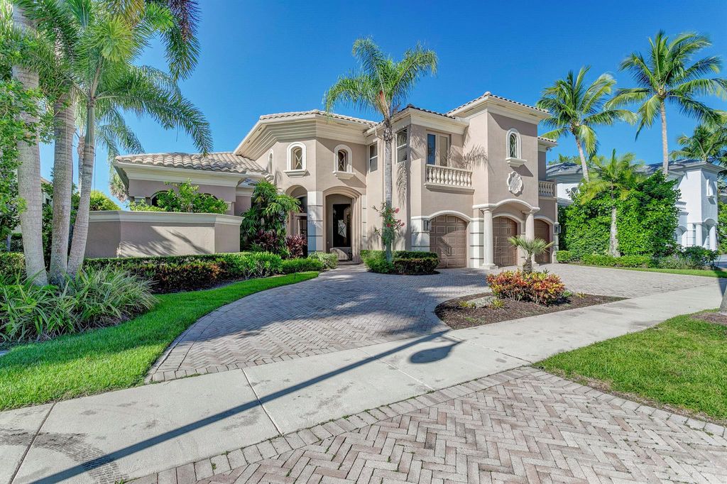 Photo of 136 Via Verde Way, Palm Beach Gardens, FL 33418 (MLS # R11008313)