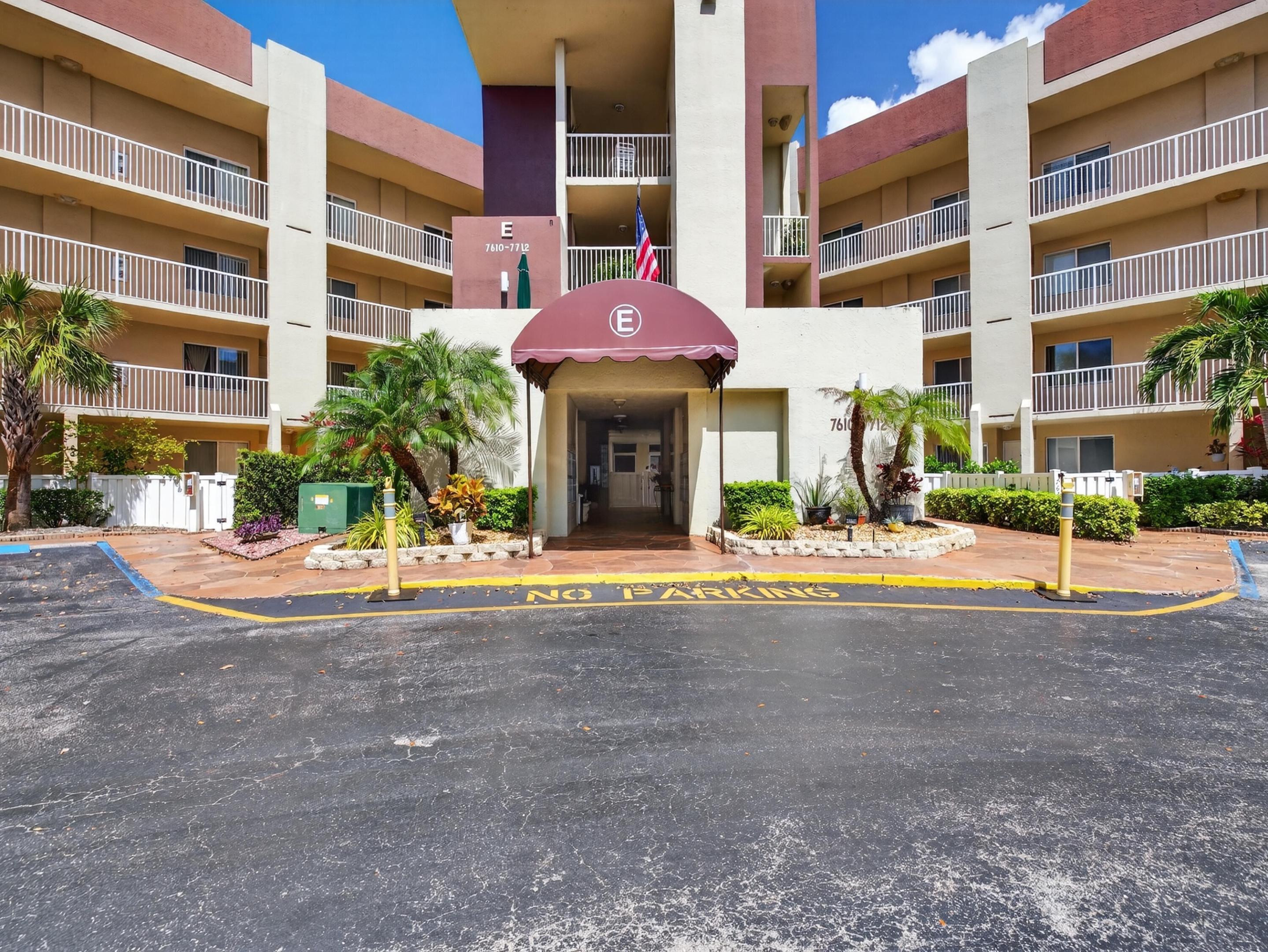 TRENT CONDOMINIUM E - Residential