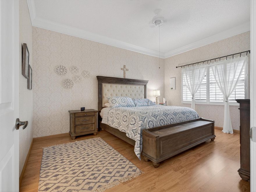 WELCOME TO AN AMAZING ADULT COMMUNITY THAT HAS TONS OF AMENITIES AND IS A TURNKEY.  THIS UNIT HAS BEEN LOVED AND CARED FOR. IF YOU WANT A GORGEOUS UNIT, DONT WAIT.