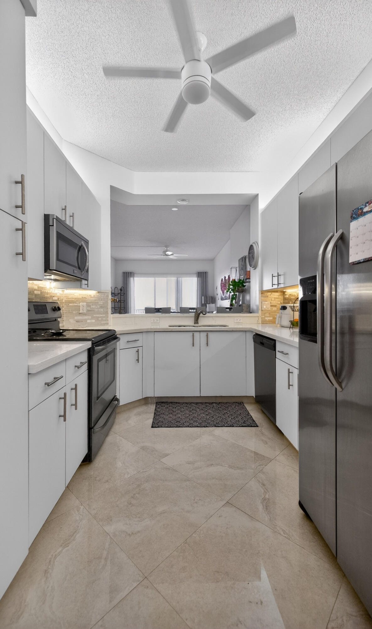 TRENT CONDOMINIUM E - Residential