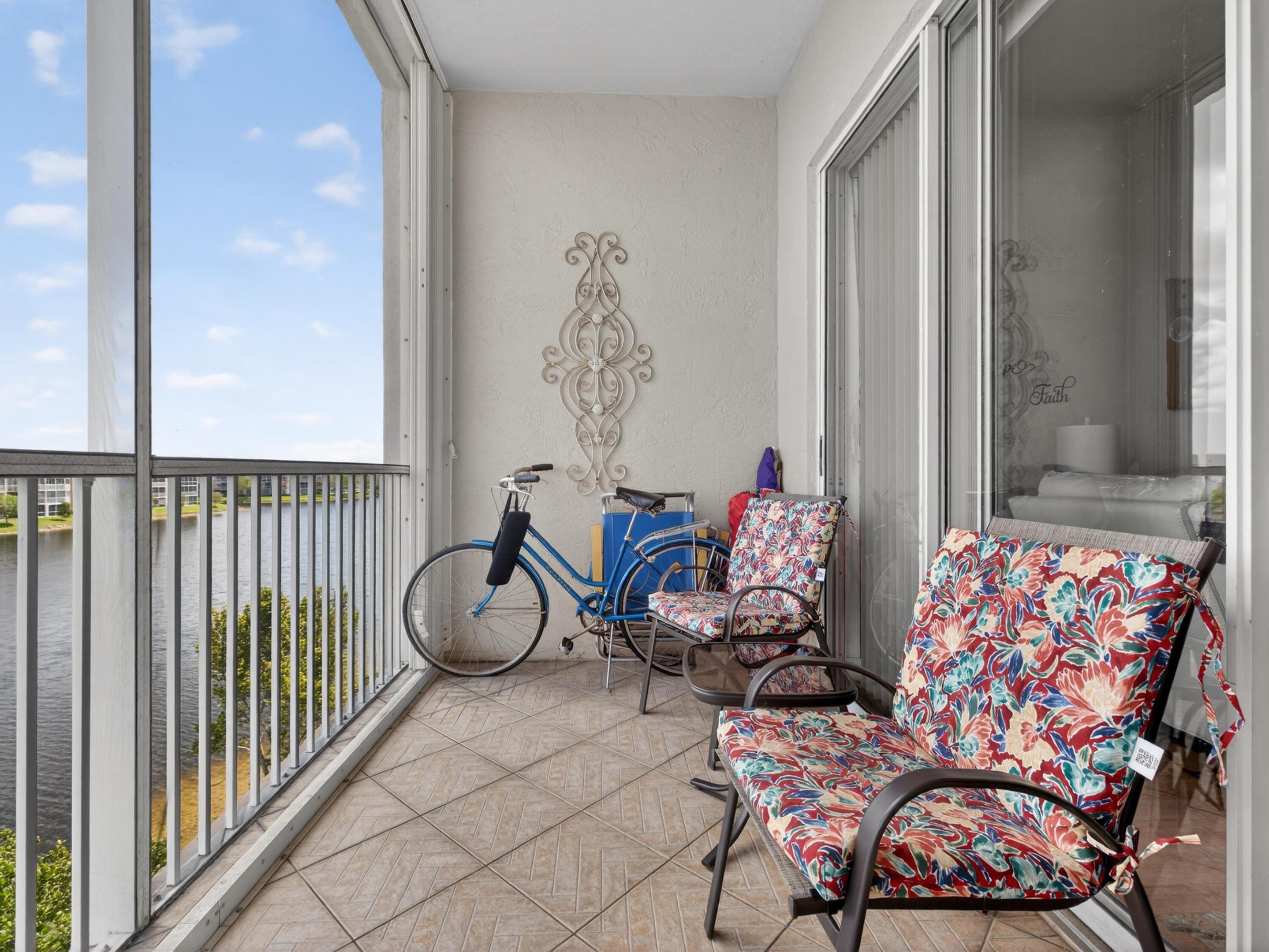 TRENT CONDOMINIUM E - Residential