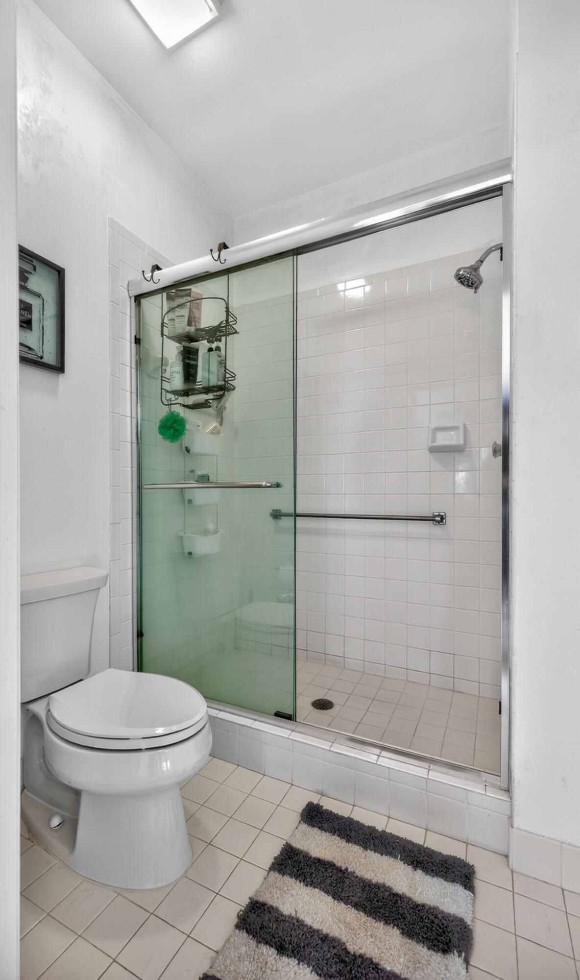 TRENT CONDOMINIUM E - Residential