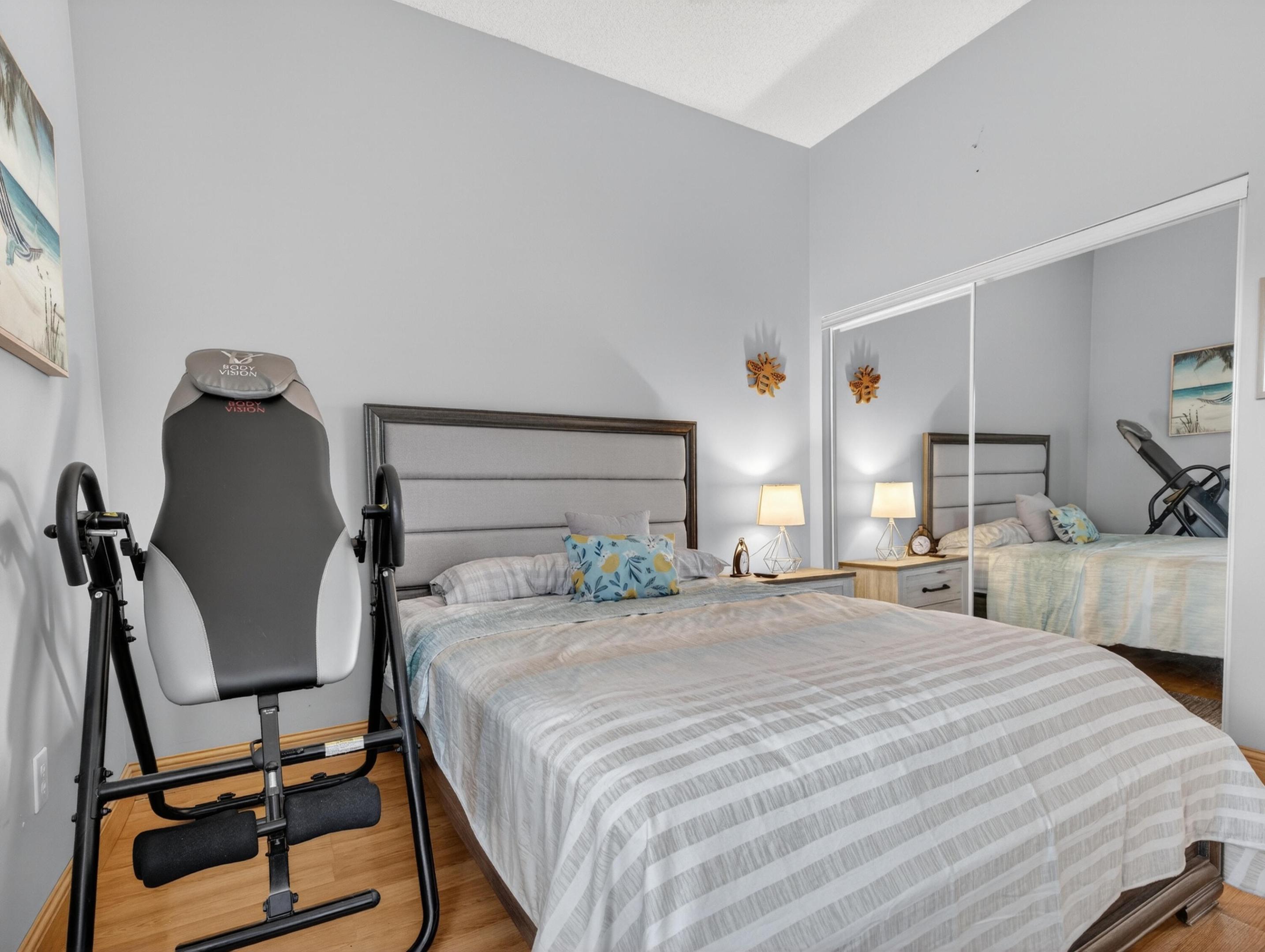 TRENT CONDOMINIUM E - Residential