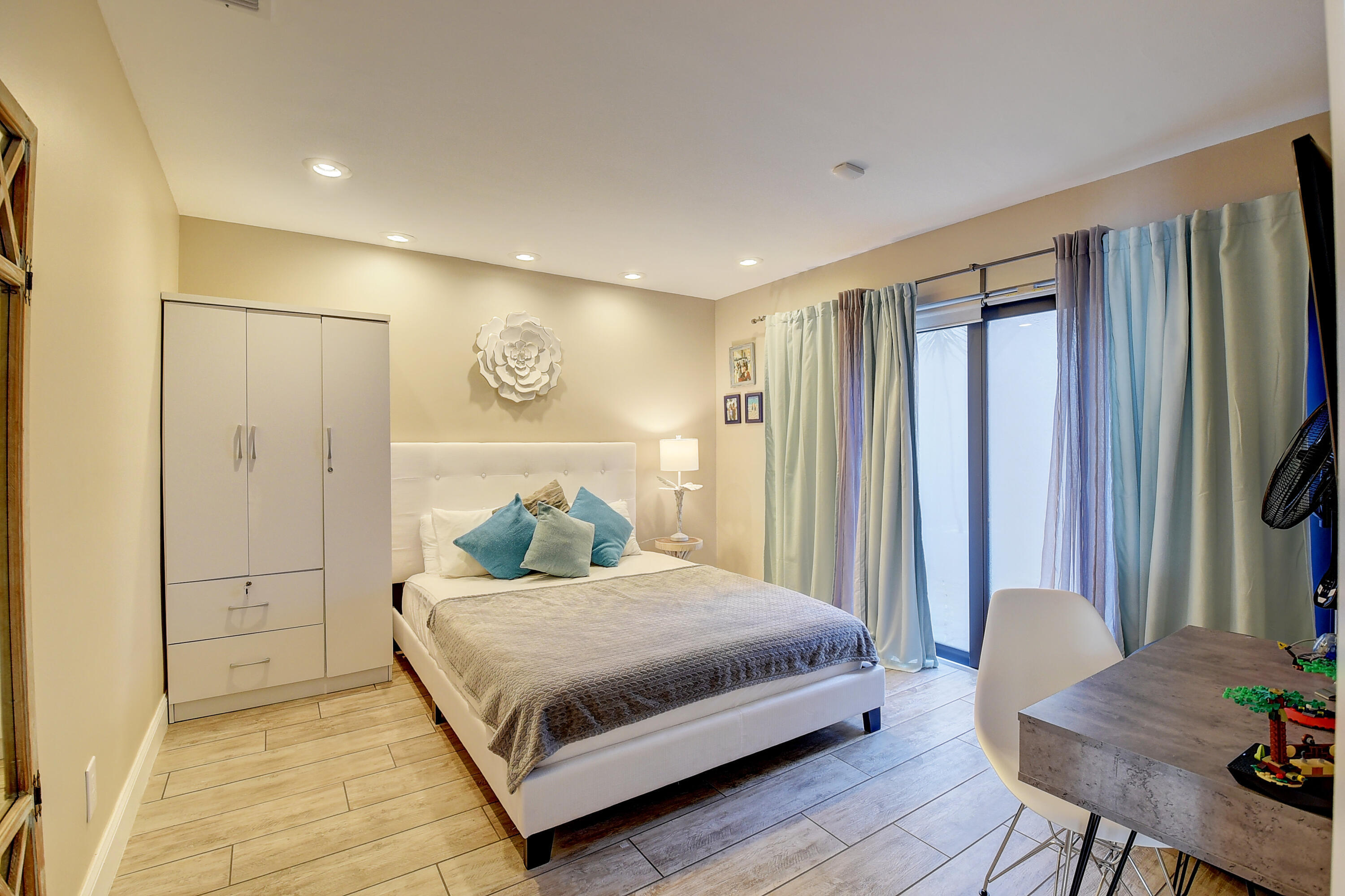 FAIRWAY VILLAGE - Residential