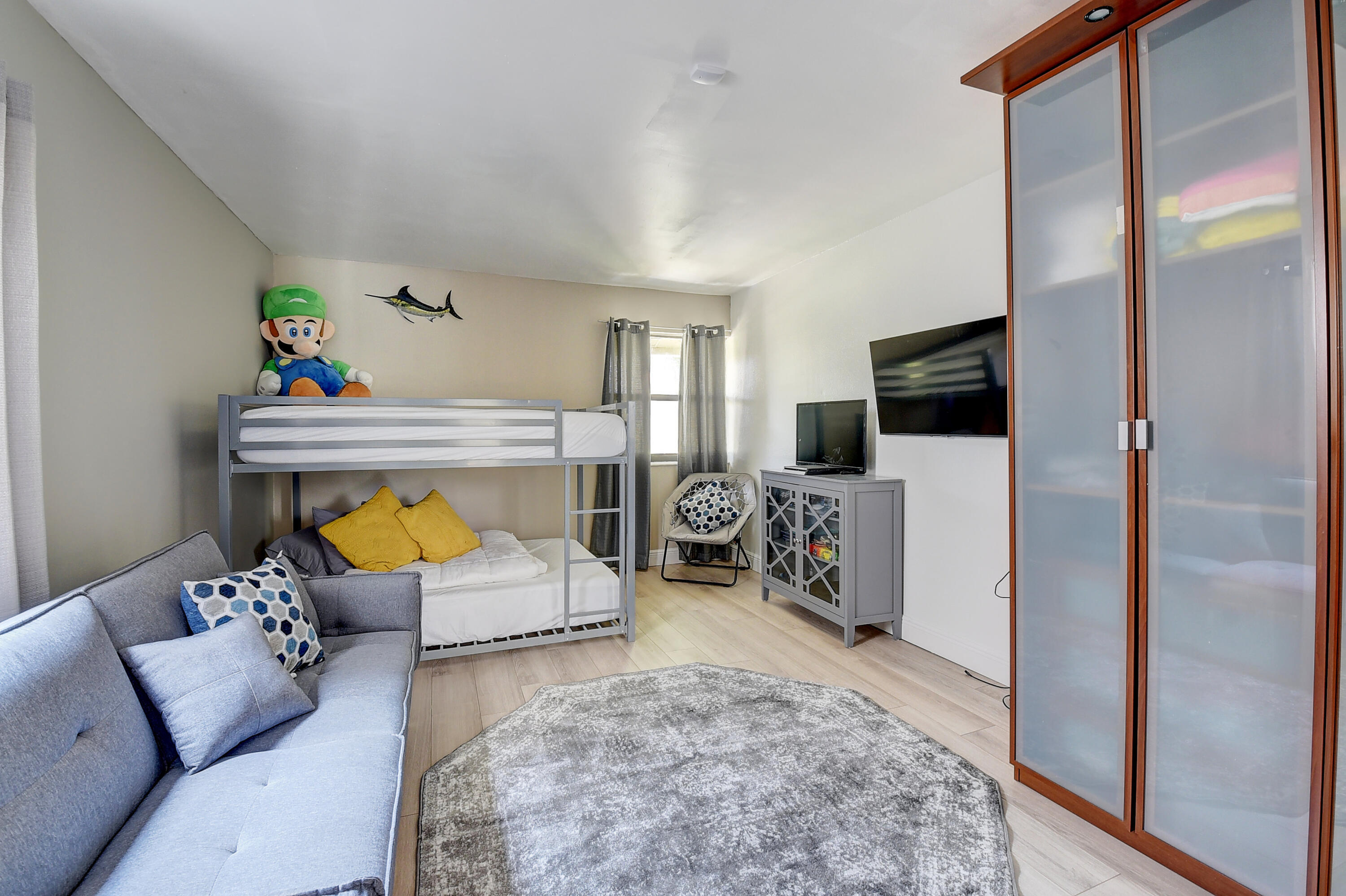 FAIRWAY VILLAGE - Residential