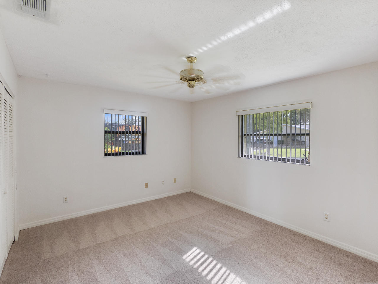 PORT ST LUCIE SECTION 18 - Residential