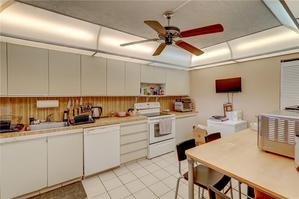 The Olympus Condo Ph C - Residential Lease