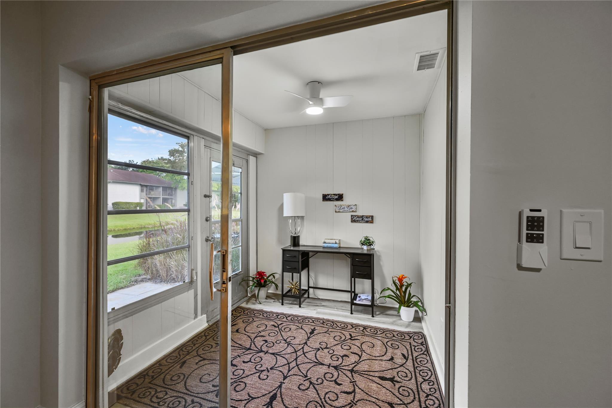 LAUDERDALE WEST - Residential