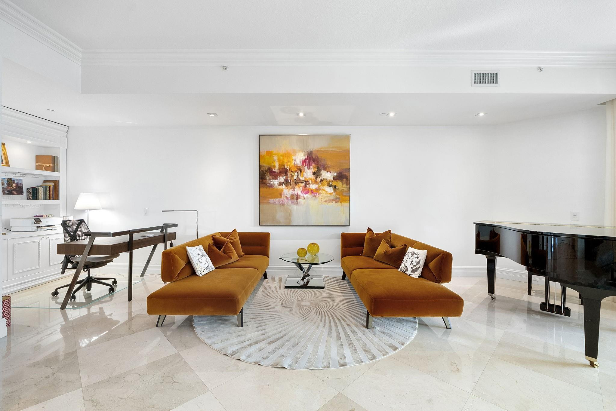 1 N Ocean Boulevard 402