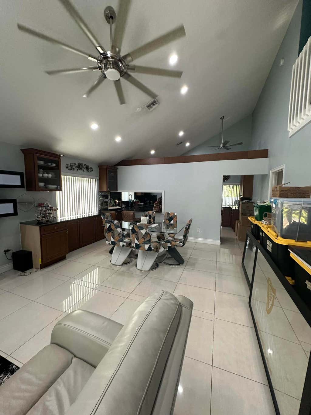 Photo of 8 Elton Place, Boynton Beach, FL 33426 (MLS # B26065557)