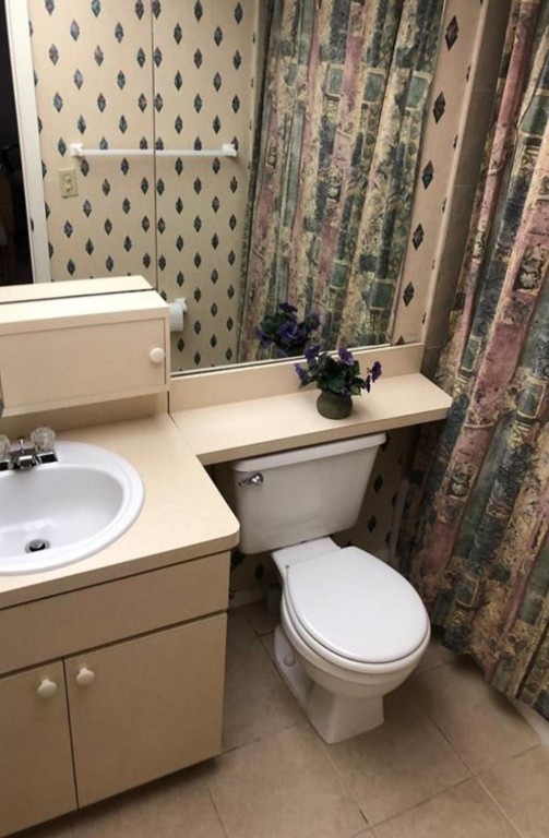 SUNRISE LAKES PHASE 3 - Residential