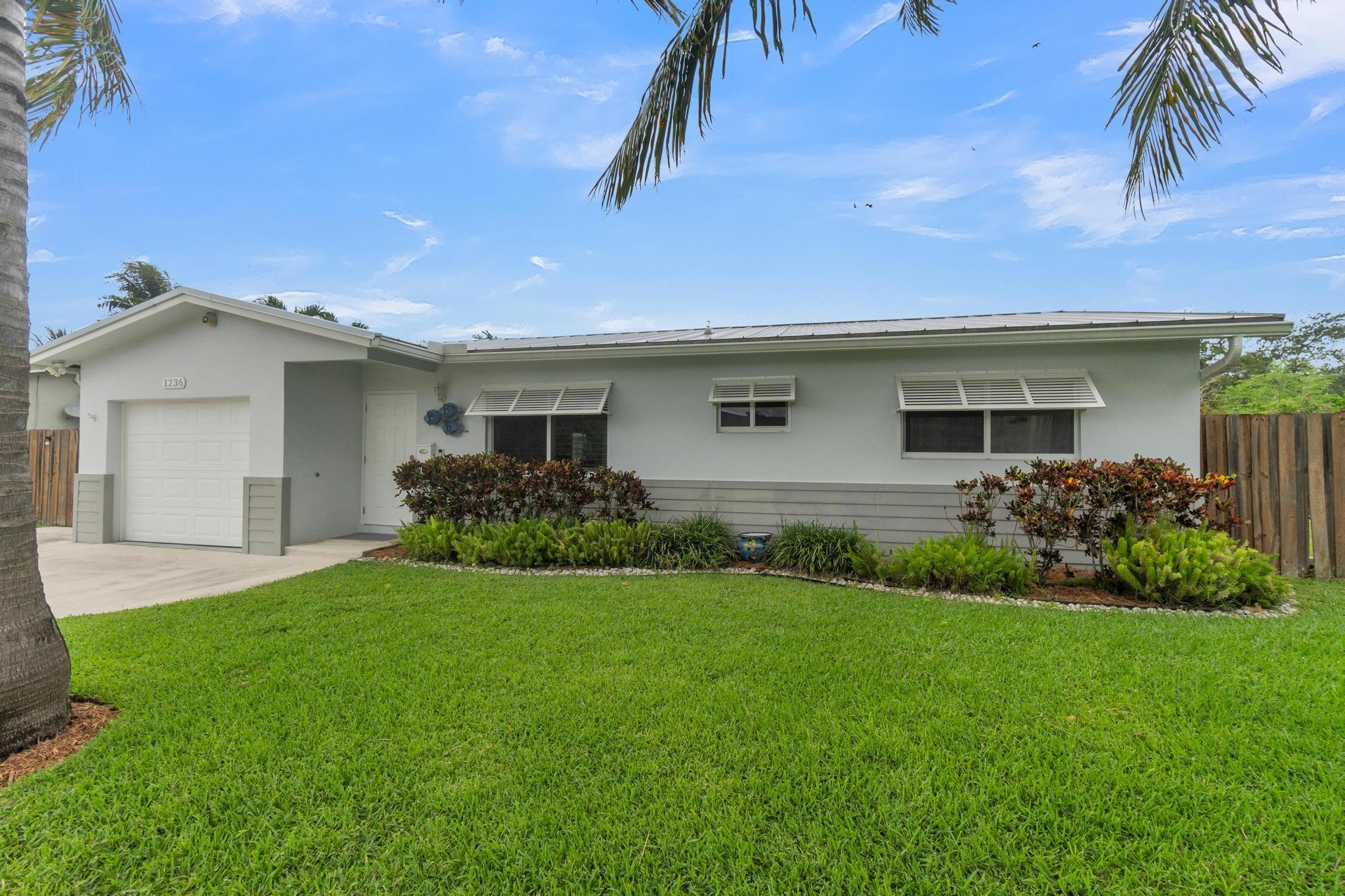 1236 SW 16th Ave