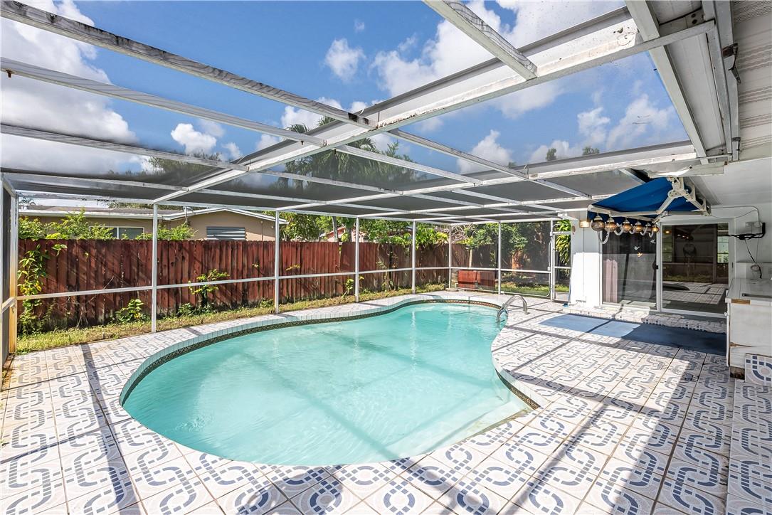 Pasadena Lakes 65-1 B - Residential