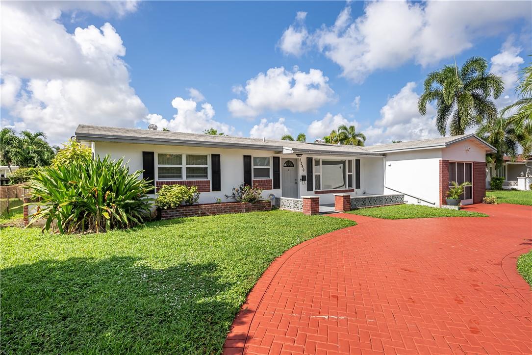 Pasadena Lakes 65-1 B - Residential