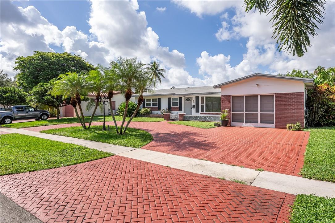 Pasadena Lakes 65-1 B - Residential