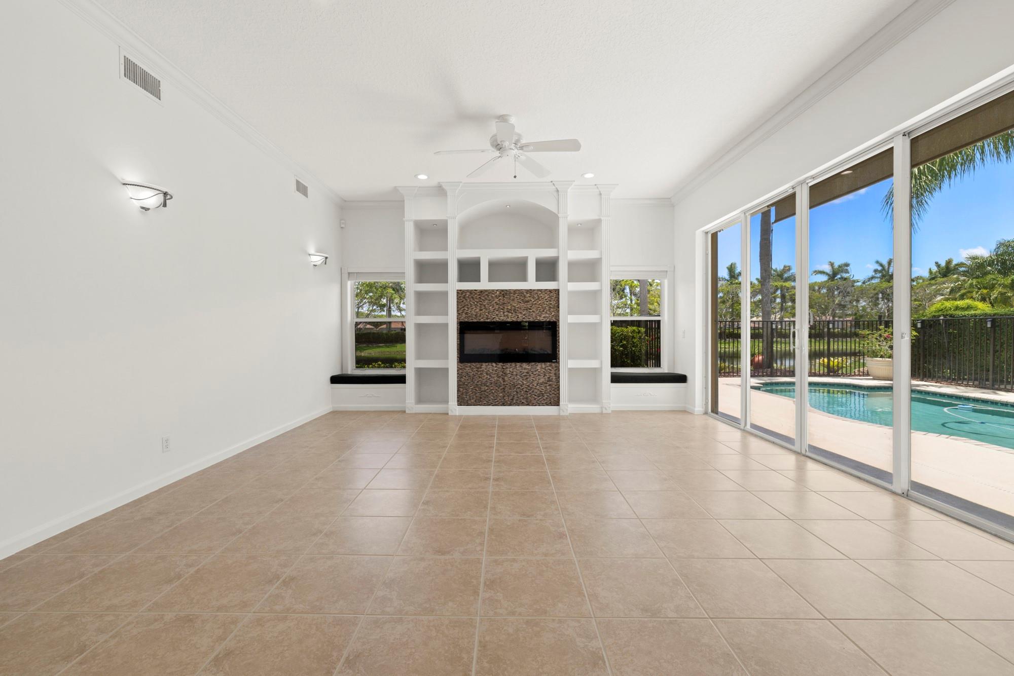 3707 Oak Ridge Cir