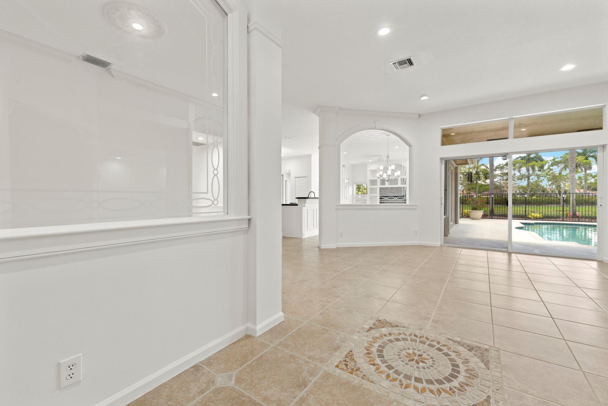 3707 Oak Ridge Cir