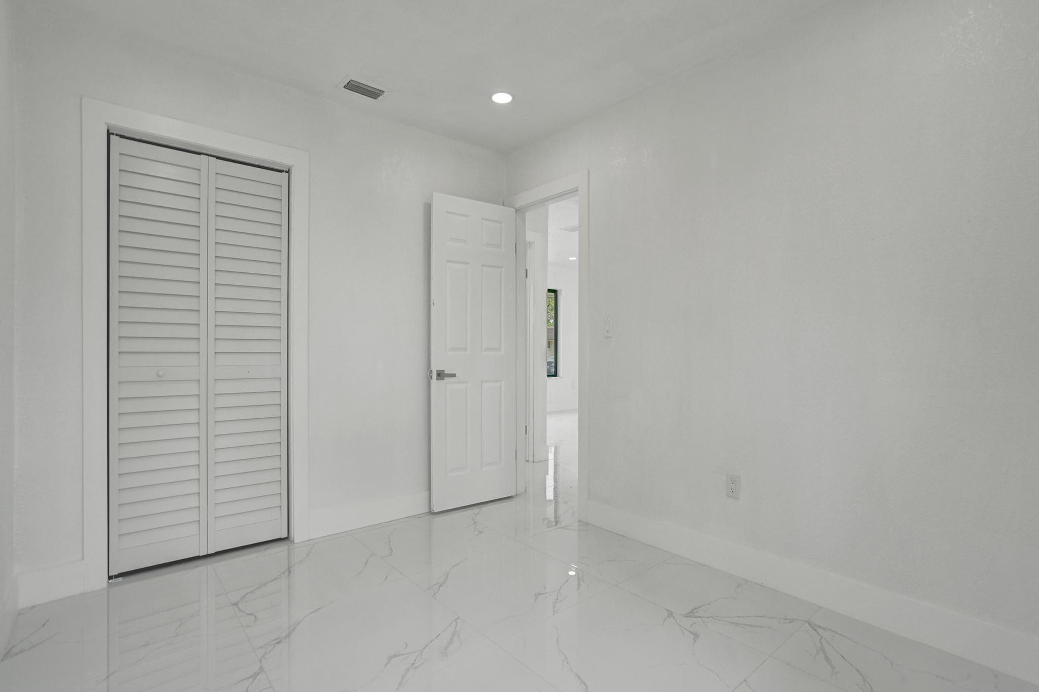 MIRAMAR SEC 5 - Residential