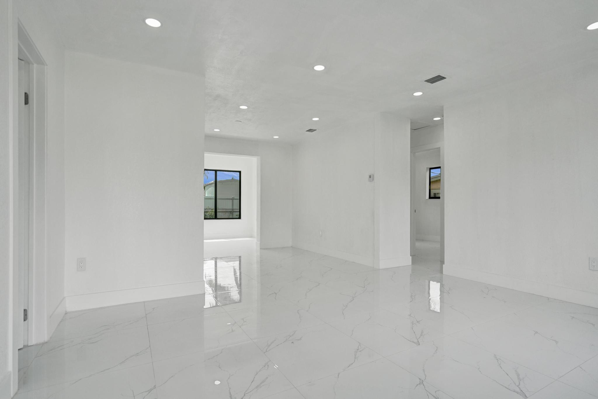 MIRAMAR SEC 5 - Residential