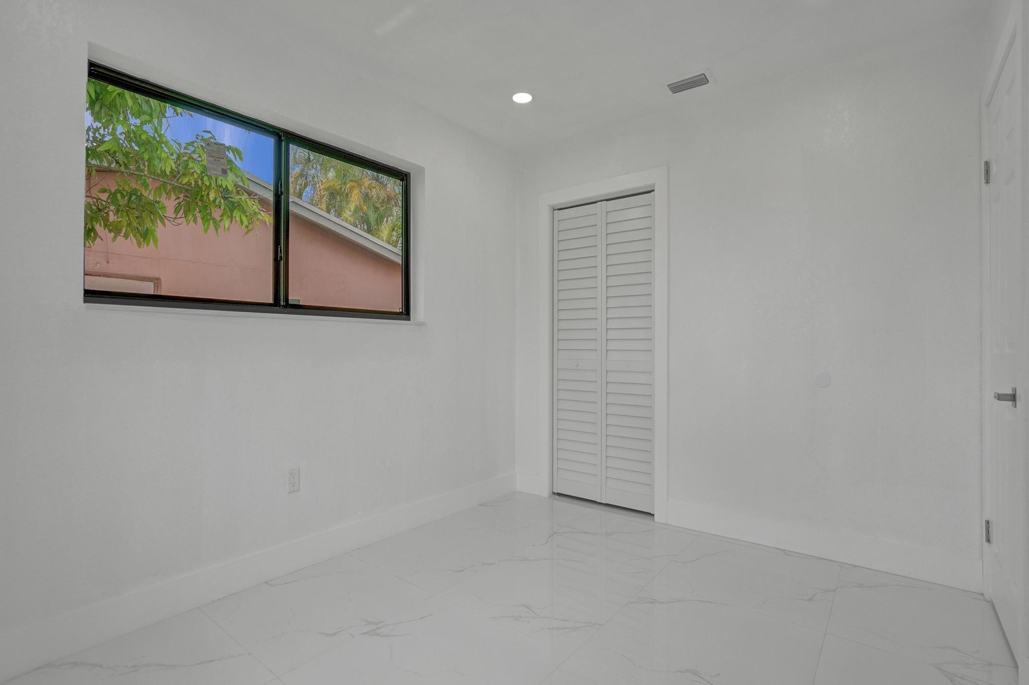 MIRAMAR SEC 5 - Residential