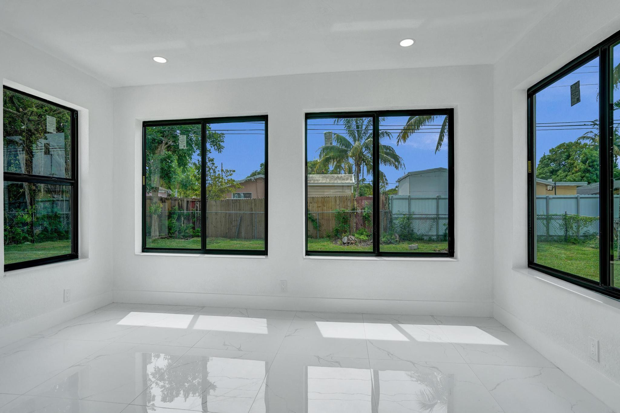 MIRAMAR SEC 5 - Residential