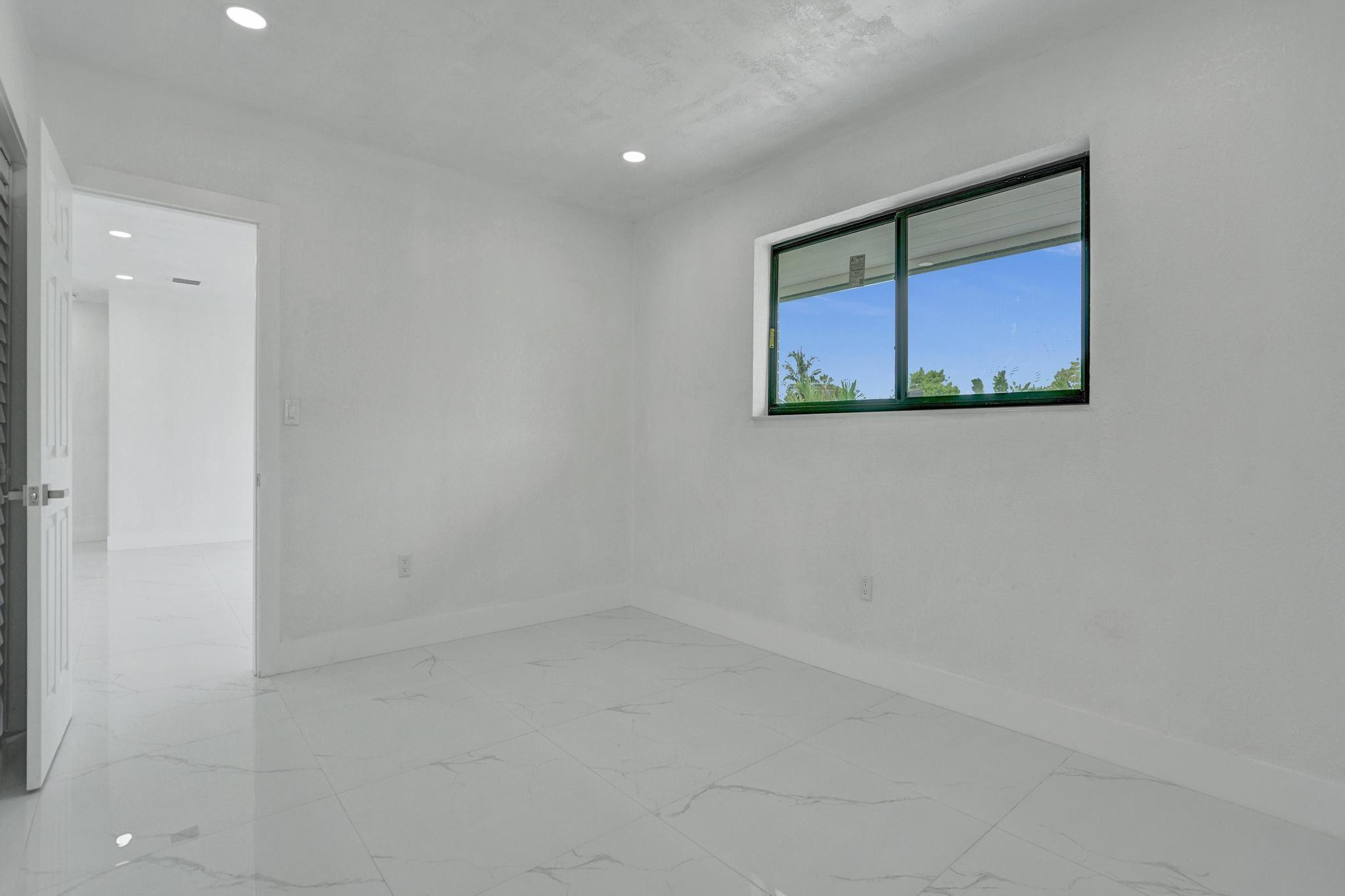 MIRAMAR SEC 5 - Residential