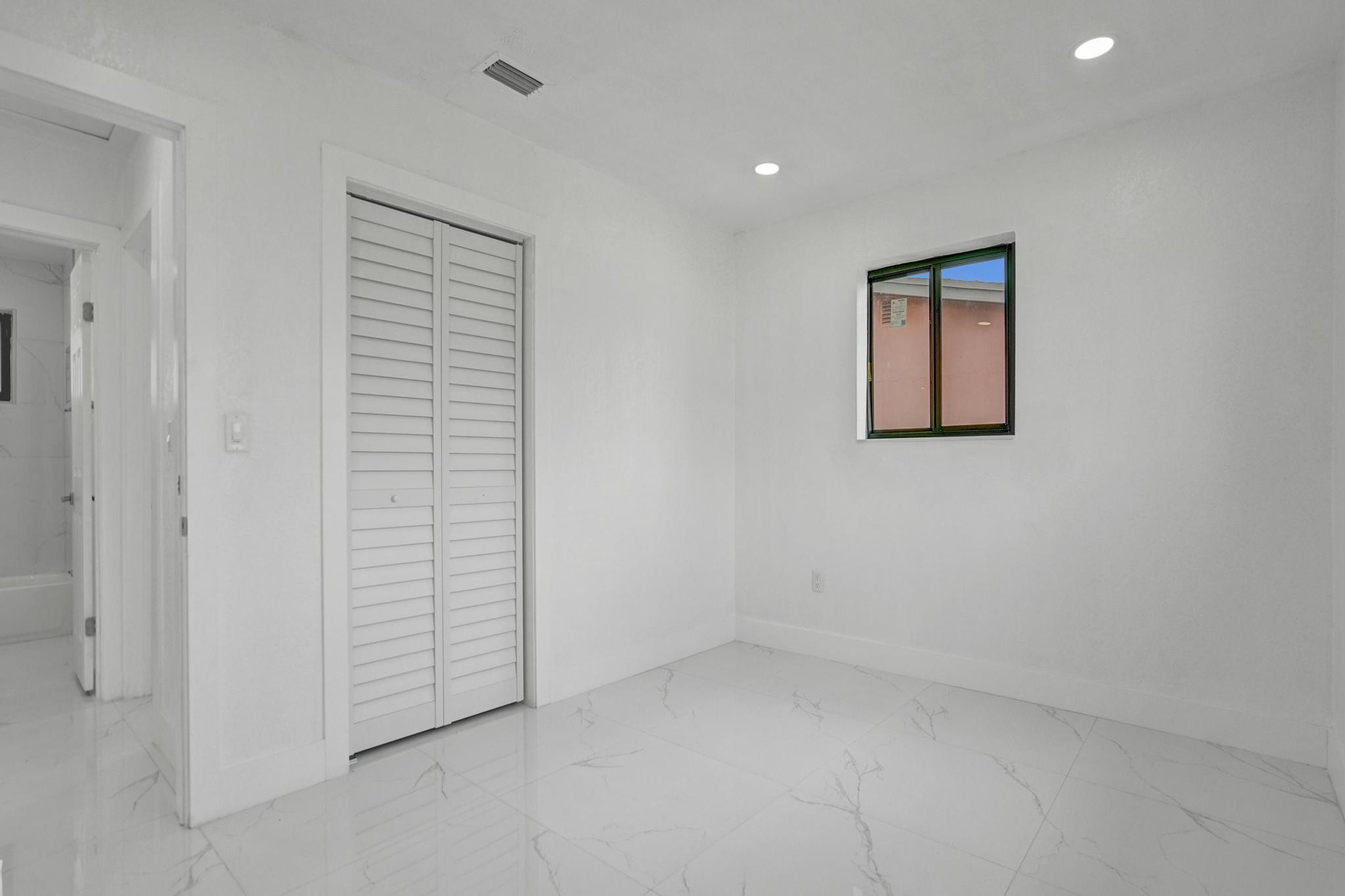 MIRAMAR SEC 5 - Residential