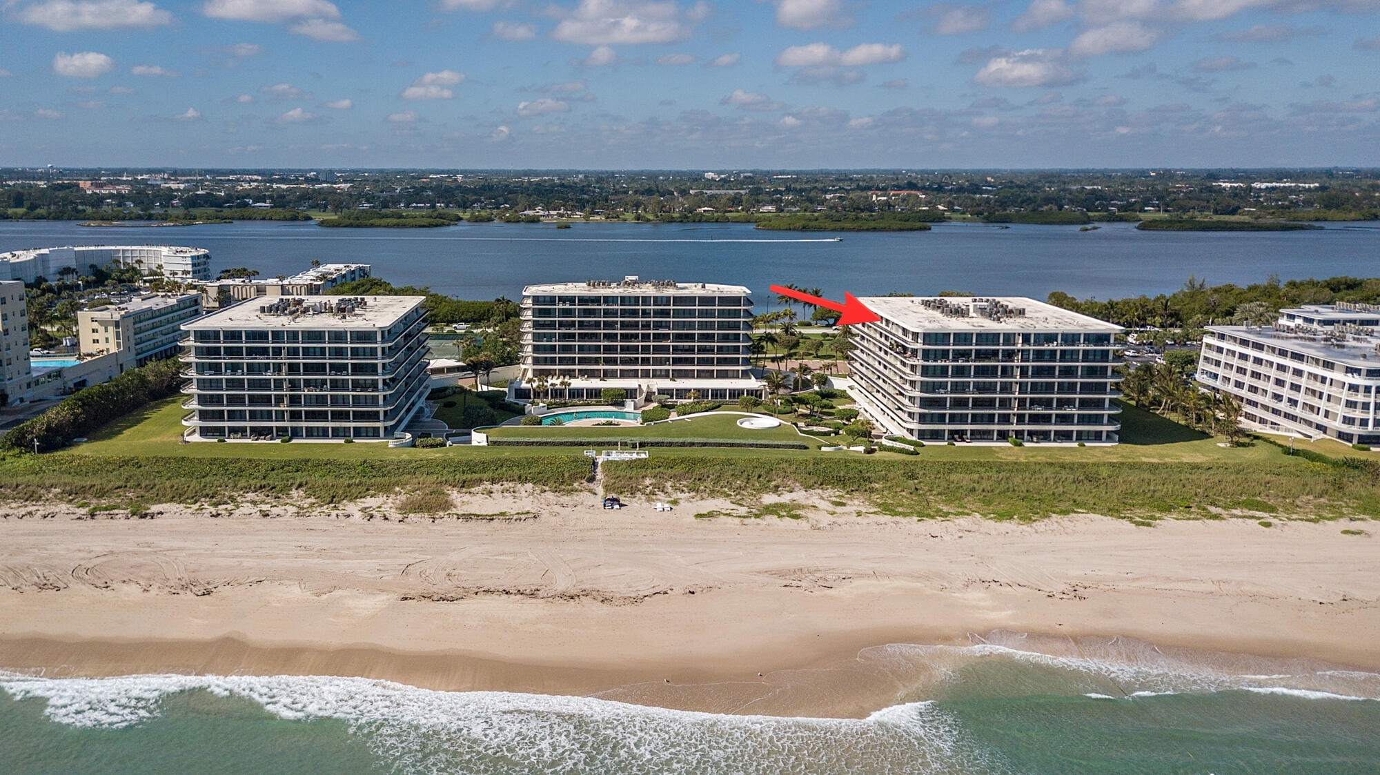 2660 S Ocean Boulevard 705N, Palm Beach, FL, 33480/$2,695,000 1 2660 S Ocean Boulevard 705N