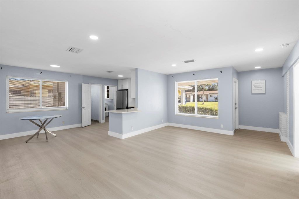 Photo of 231 SW 29th Avenue, Fort Lauderdale, FL 33312 (MLS # F10540606)