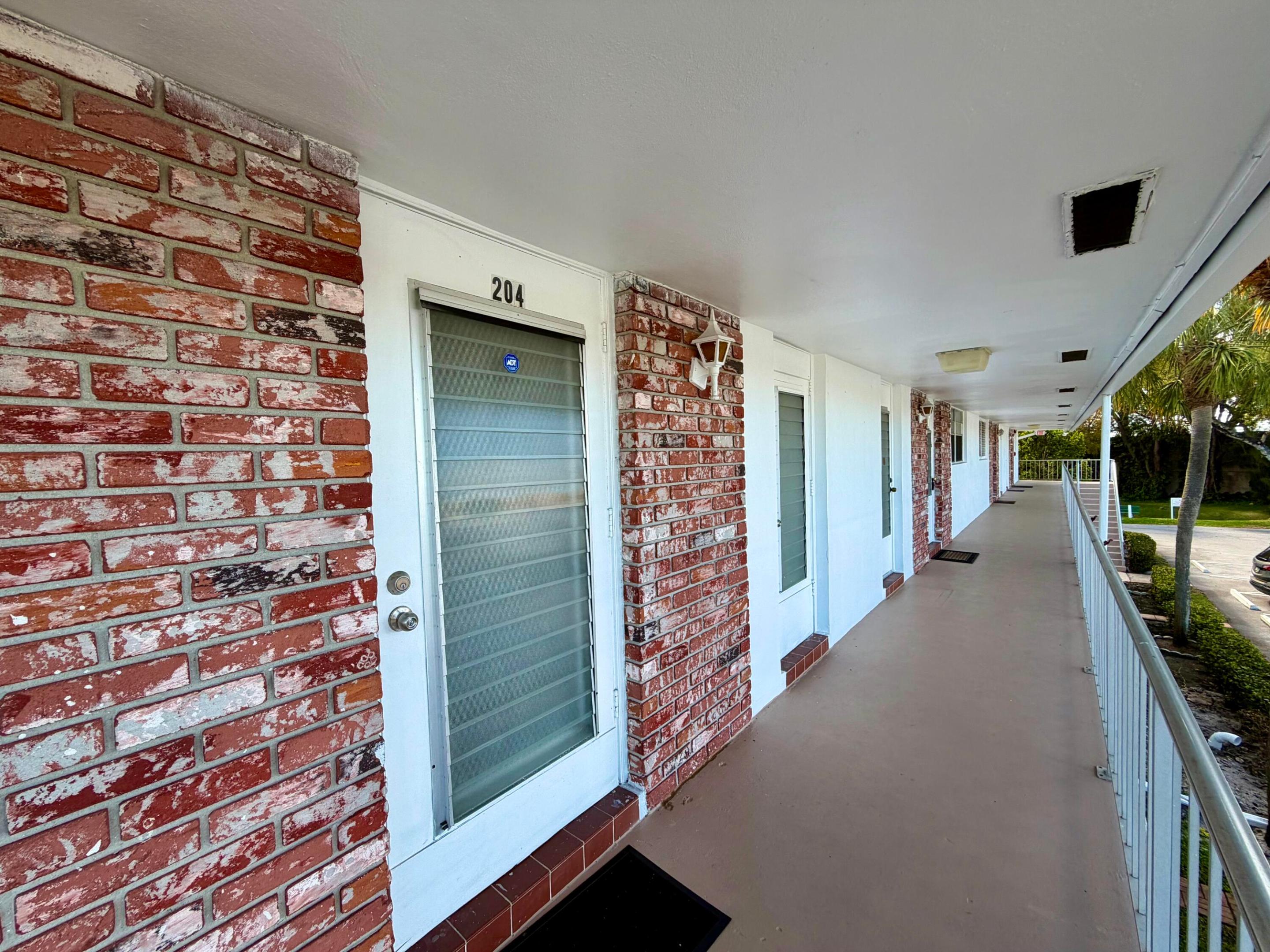 FAIRVIEW IV CONDO - Residential