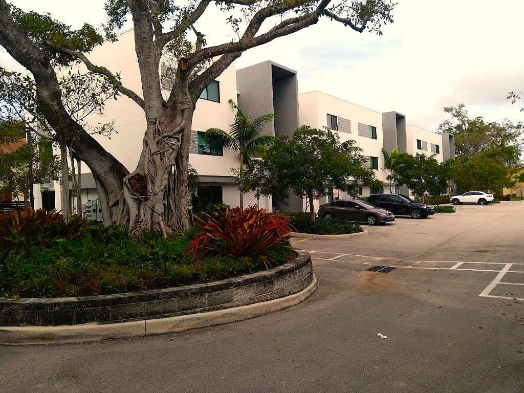 3050 NW 68th Street Unit 1101