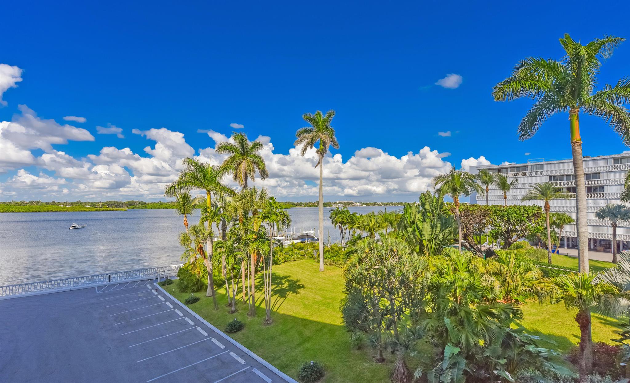 PRESIDENT OF PALM BEACH C - Residential