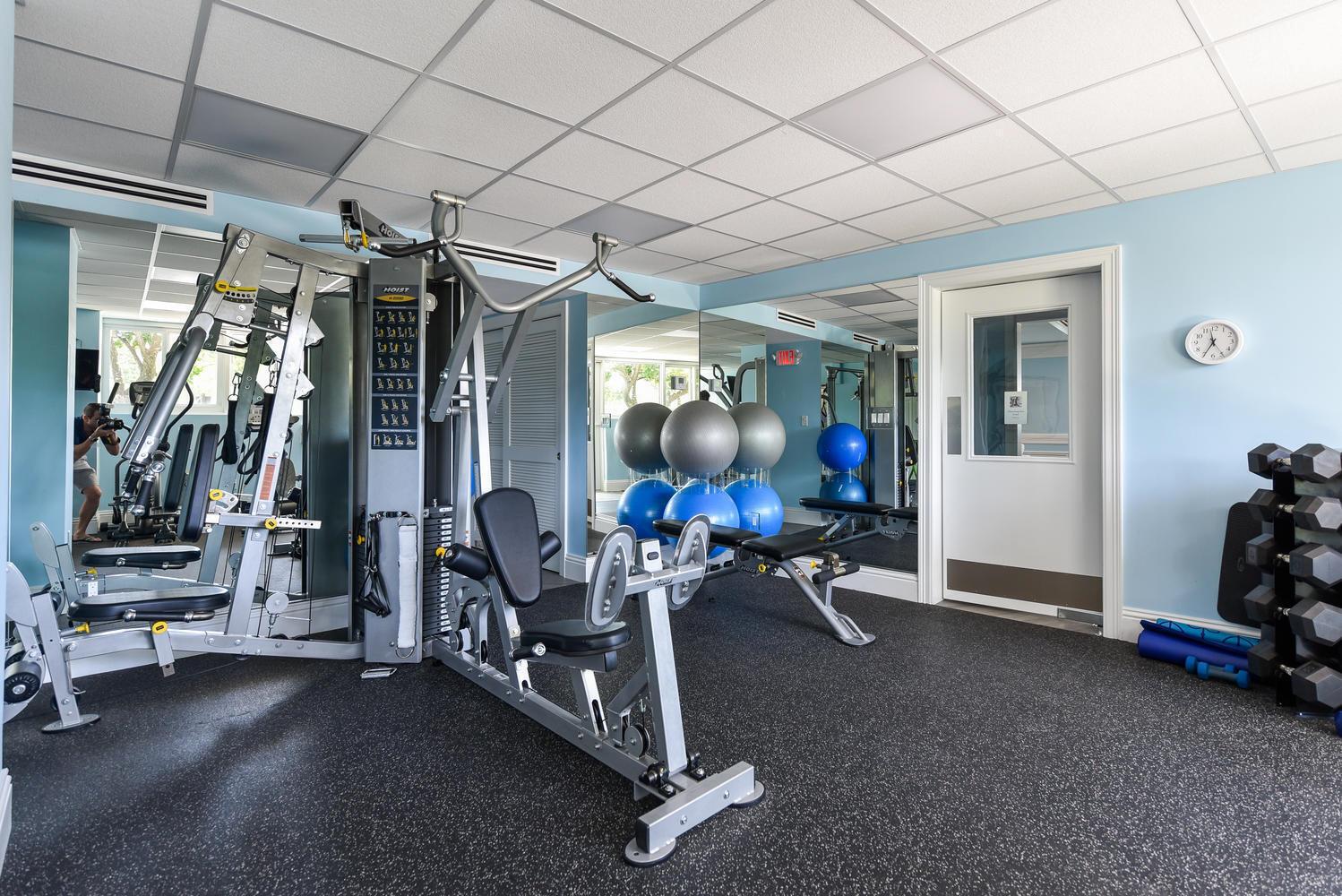 PRESIDENT OF PALM BEACH C - Residential