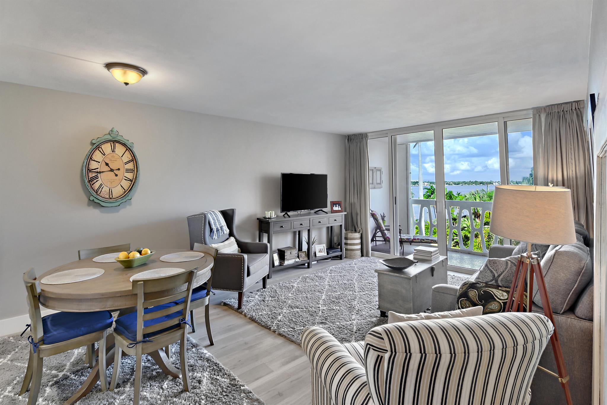 PRESIDENT OF PALM BEACH C - Residential