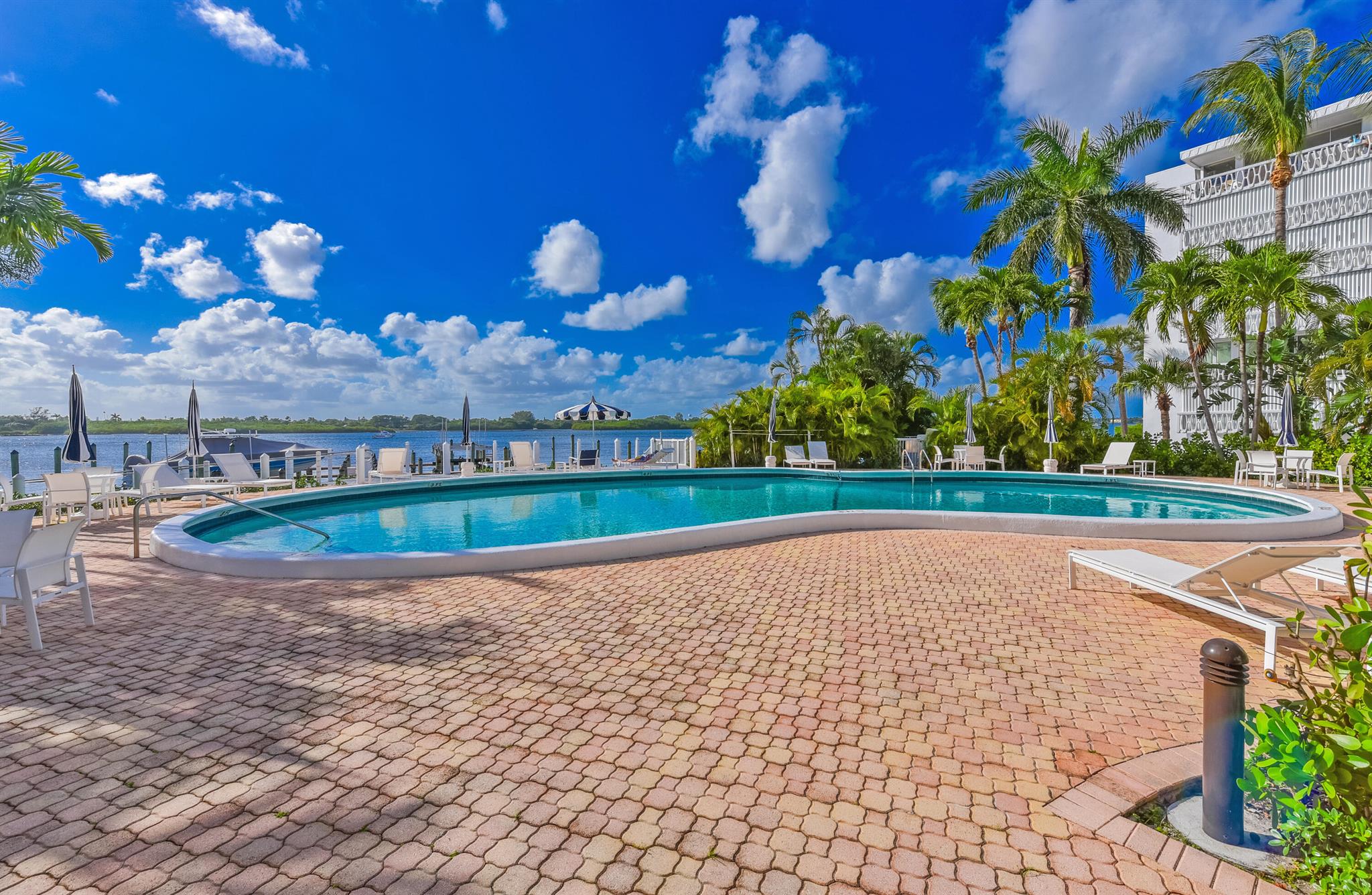 PRESIDENT OF PALM BEACH C - Residential