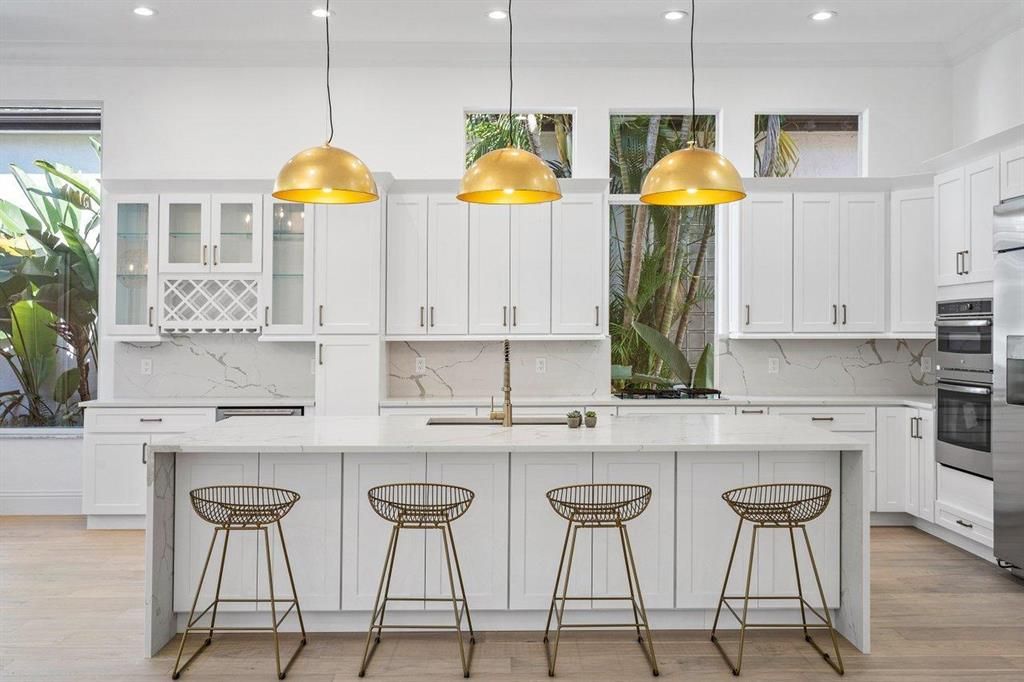 Photo of 6231 Via Venetia N, Delray Beach, FL 33484 (MLS # R10691000)