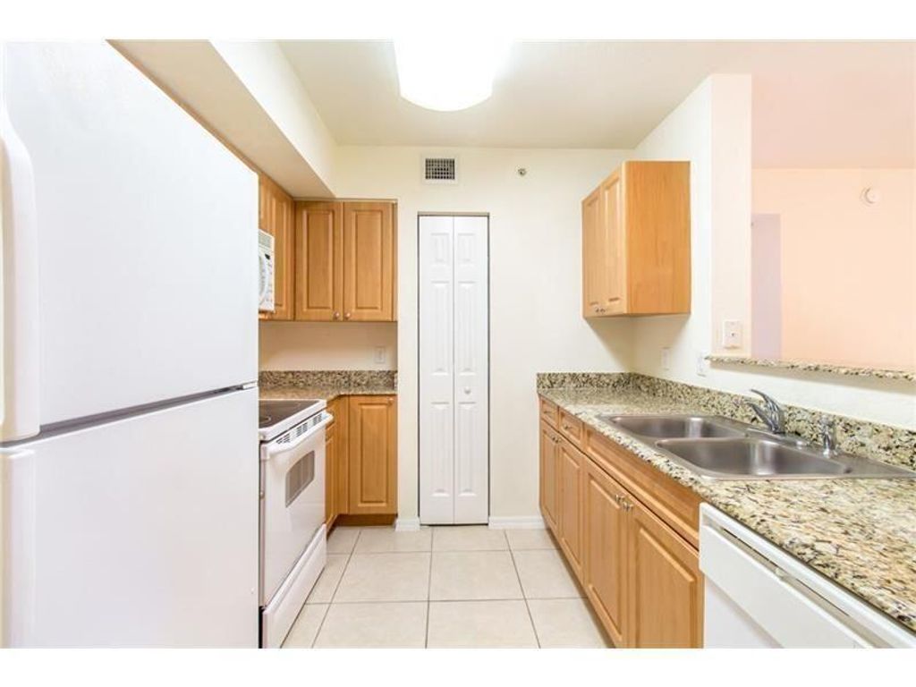 Photo of 6760 Heritage #6103, Boynton Beach, FL 33437 (MLS # B26020611)