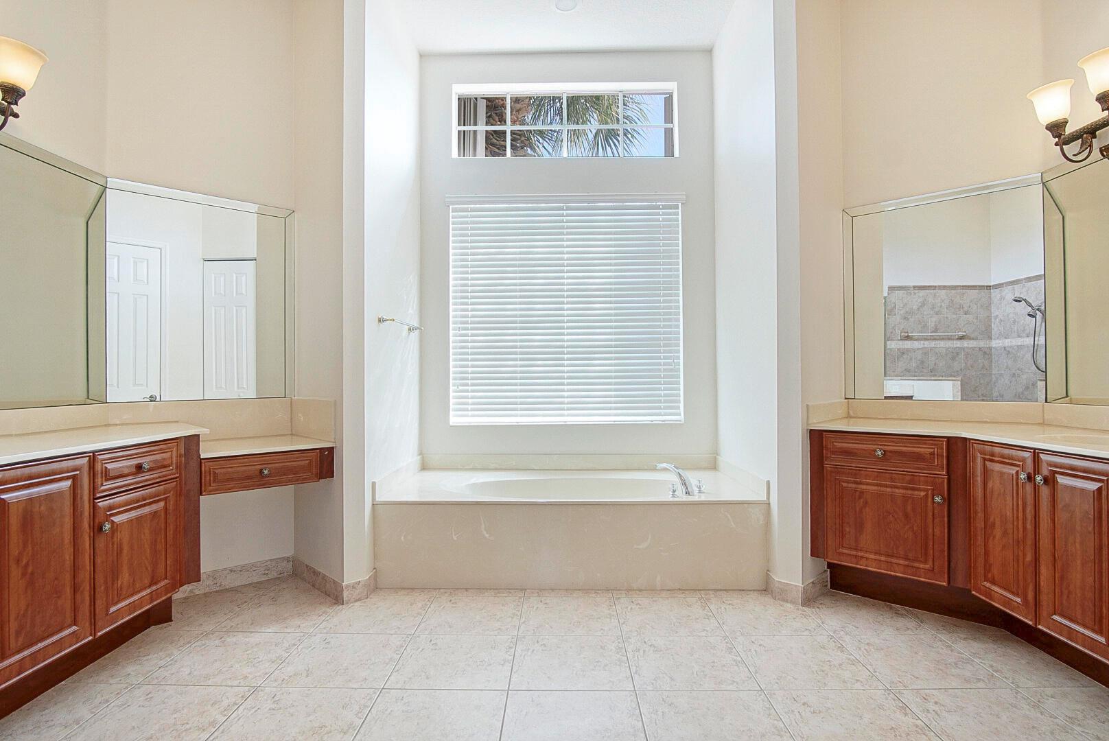 MAGNOLIA LAKES AT ST LUCI - Residential